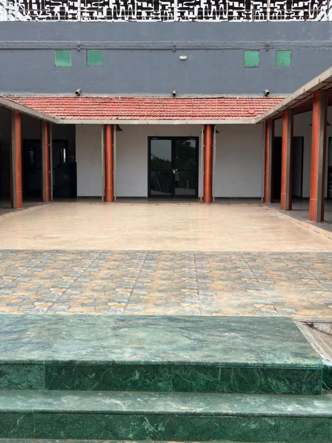 The Sunset Lawns Vila Pune Exterior foto
